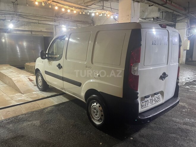 Fiat Doblo 2014, 240,500 km - 1.4 l - Bakı