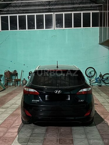 Hyundai i30 2014, 258,967 km - 1.6 л - Tovuz