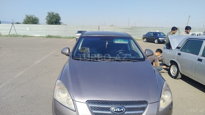 Kia Ceed 2008, 400,000 km - 1.6 l - Cəlilabad