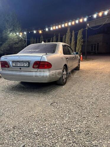Mercedes E 280 1996, 450,000 km - 2.8 l - Xaçmaz