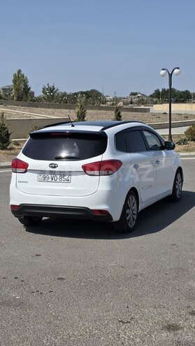 Kia Carens 2015, 181,000 km - 2.0 l - Neftçala