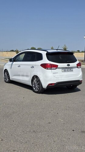 Kia Carens 2015, 181,000 km - 2.0 l - Neftçala