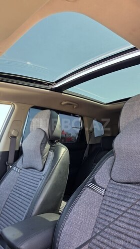 Kia Carens 2015, 181,000 km - 2.0 l - Neftçala