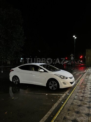 Hyundai Elantra 2013, 198,000 km - 1.6 l - Ağstafa