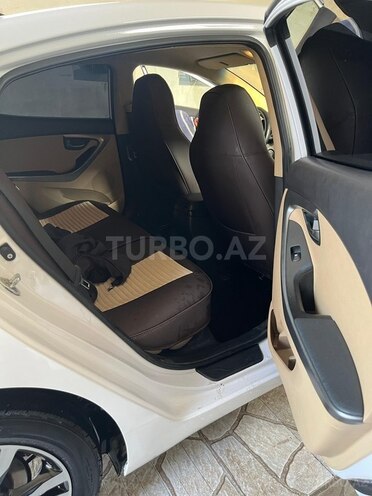 Hyundai Elantra 2013, 198,000 km - 1.6 l - Ağstafa