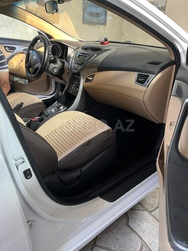 Hyundai Elantra 2013, 198,000 km - 1.6 l - Ağstafa