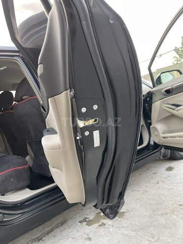 Honda Civic 2008, 410,000 km - 1.3 л - Sumqayıt