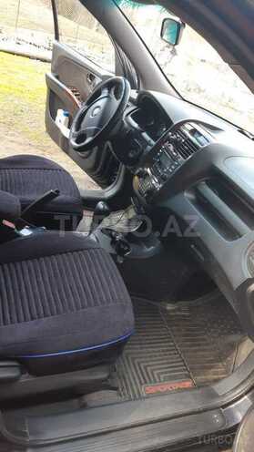 Kia Sportage 2008, 335,000 km - 2.0 л - Lerik