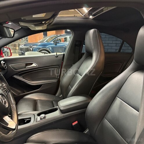 Mercedes CLA 250 4MATIC 2016, 295,000 km - 2.0 л - Bakı