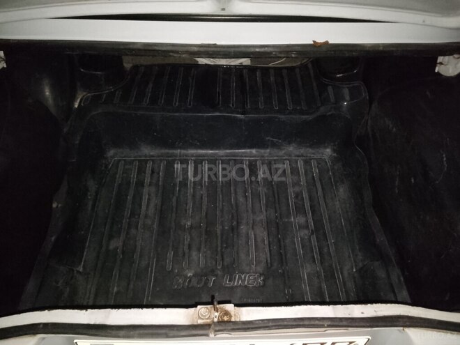 LADA (VAZ) 2107 2003, 98,967 km - 1.6 l - Quba