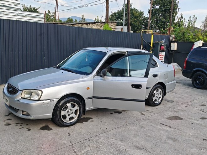 Hyundai Accent 2002, 300,000 km - 1.6 l - Balakən