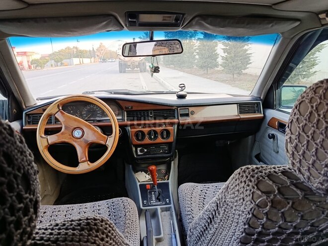 Mercedes 190 1990, 190,000 km - 2.0 l - Zərdab