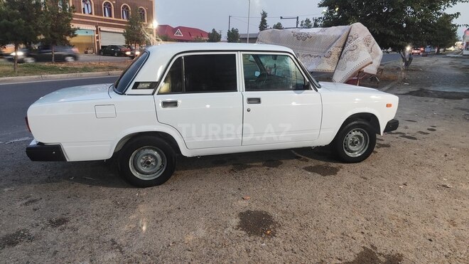 LADA (VAZ) 2107 2006, 222,000 km - 1.6 l - Gəncə