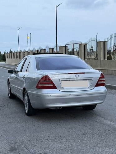 Mercedes C 240 2001, 299,630 km - 2.6 л - Sumqayıt