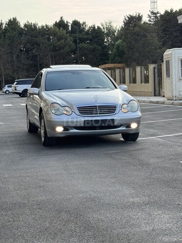 Mercedes C 240 2001, 299,630 km - 2.6 л - Sumqayıt