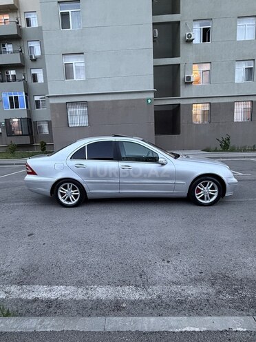 Mercedes C 240 2001, 299,630 km - 2.6 л - Sumqayıt