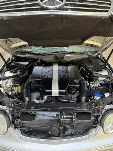 Mercedes C 240 2001, 299,630 km - 2.6 л - Sumqayıt
