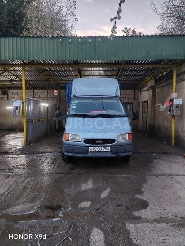 Ford Transit 1999, 422,500 km - 2.5 l - Füzuli