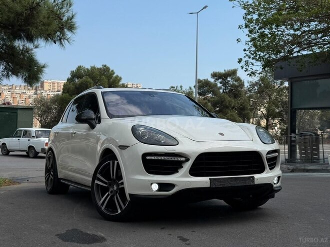 Porsche Cayenne Turbo 2010, 207,000 km - 4.8 л - Bakı