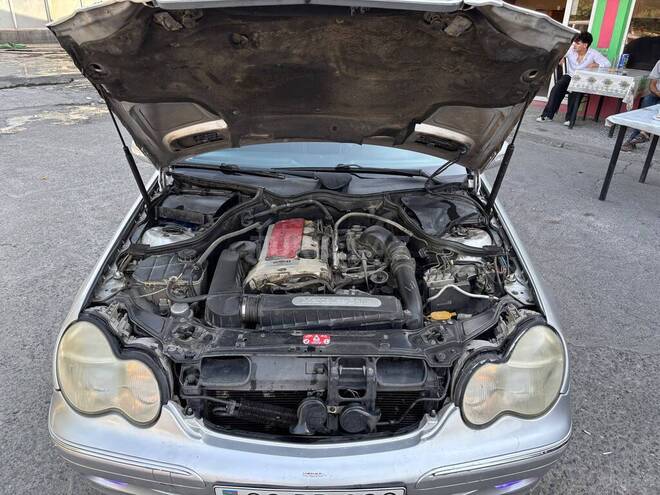 Mercedes C 200 2001, 358,755 km - 2.0 l - Göyçay