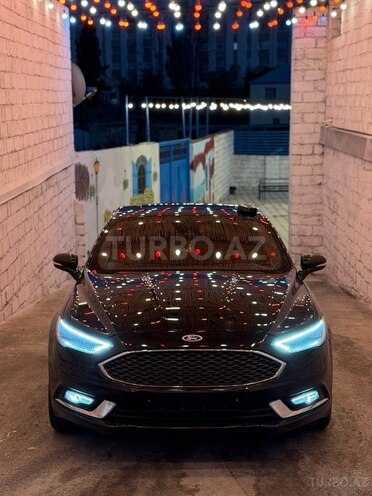 Ford Fusion (North America) 2017, 130,000 km - 2.0 l - Gəncə
