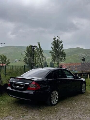 Mercedes E 220 2009, 253,000 km - 2.2 l - Yevlax