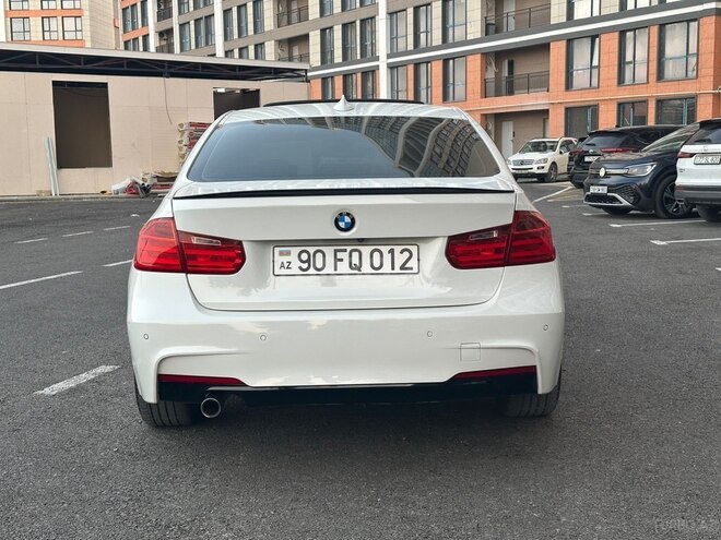 BMW  2014, 230,000 km - 2.0 l - Bakı