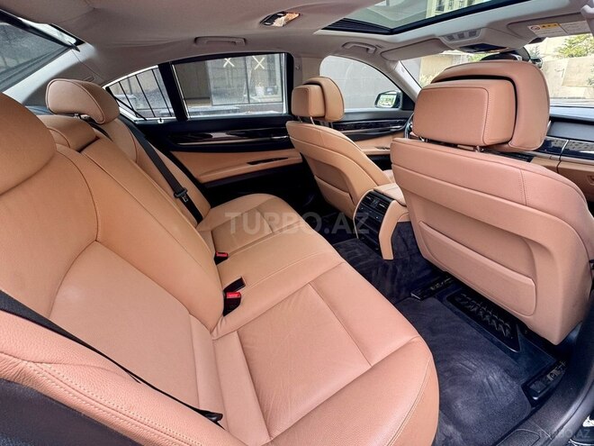 BMW 740 2009, 93,500 km - 3.0 л - Bakı