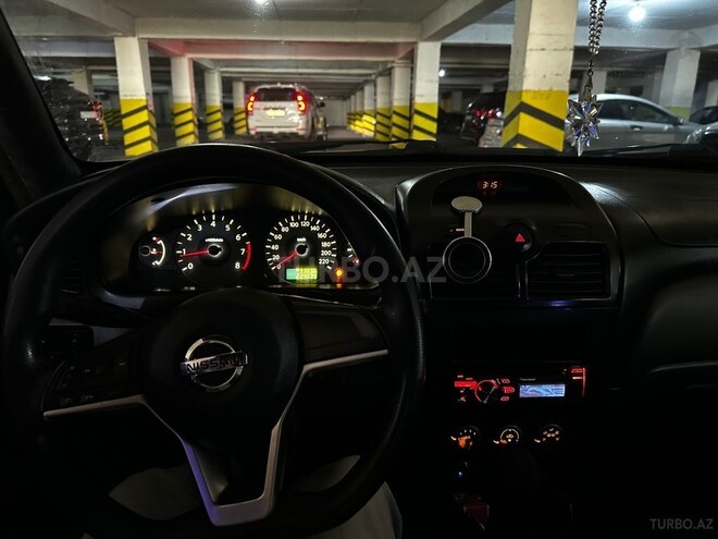 Nissan Sunny 2011, 233,000 km - 1.6 l - Bakı