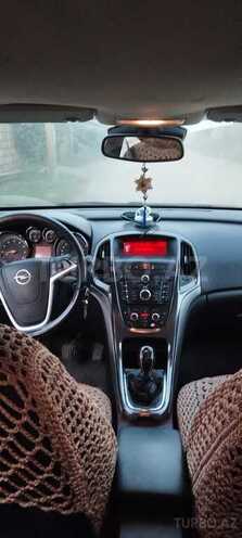 Opel Astra 2011, 334,000 km - 1.4 l - Bakı
