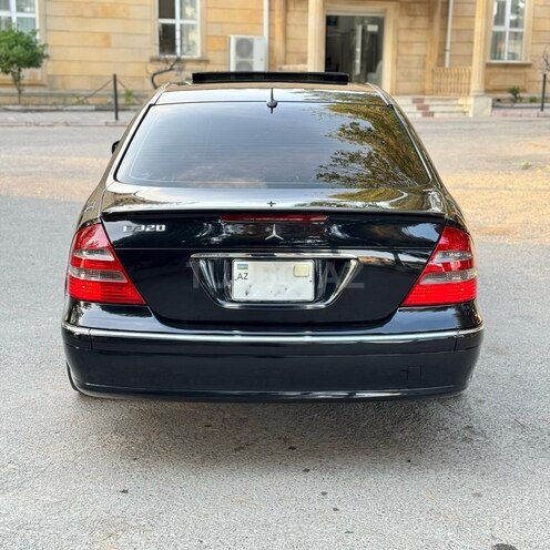 Mercedes E 320 2002, 320,000 km - 3.2 l - Bakı