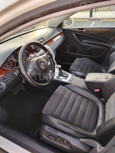 Volkswagen Passat 2010, 159,000 km - 1.8 l - Bakı