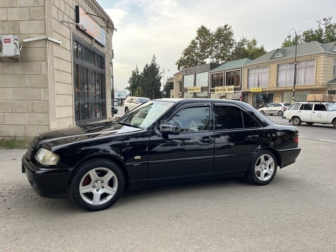 Mercedes C 180 1999, 315,423 km - 1.8 l - Qazax