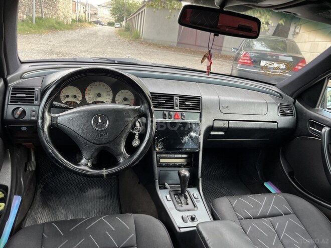 Mercedes C 180 1999, 315,423 km - 1.8 l - Qazax