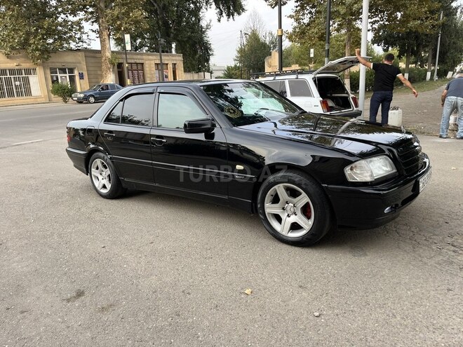 Mercedes C 180 1999, 315,423 km - 1.8 l - Qazax
