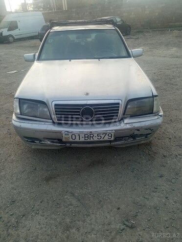 Mercedes C 200 1997, 300,000 km - 2.2 л - Bakı