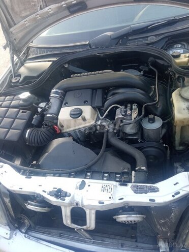 Mercedes C 200 1997, 300,000 km - 2.2 л - Bakı