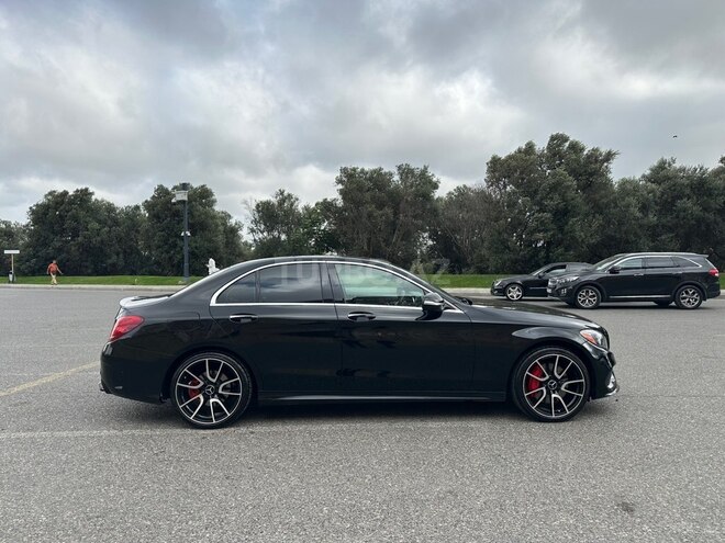 Mercedes C 300 4MATIC 2015, 140,000 km - 2.0 l - Bakı