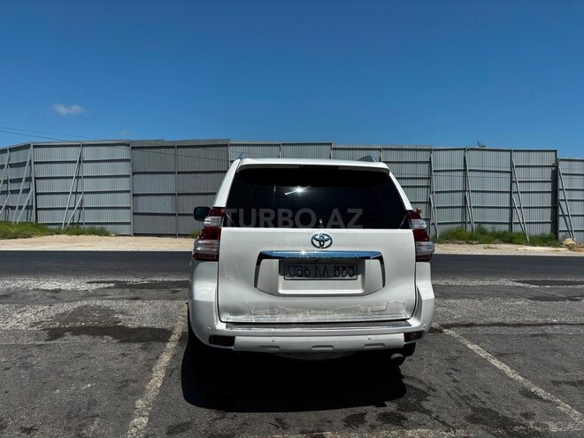 Toyota Land Cruiser Prado 2012, 290,000 km - 2.7 л - Bakı