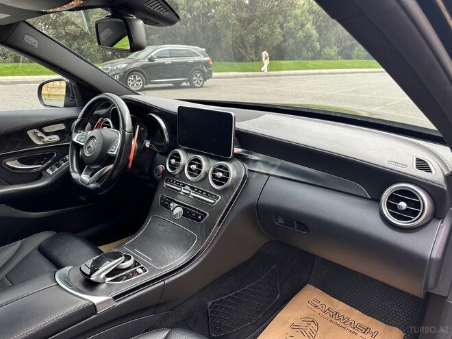 Mercedes C 300 4MATIC 2015, 140,000 km - 2.0 l - Bakı