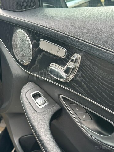 Mercedes C 300 4MATIC 2015, 140,000 km - 2.0 l - Bakı