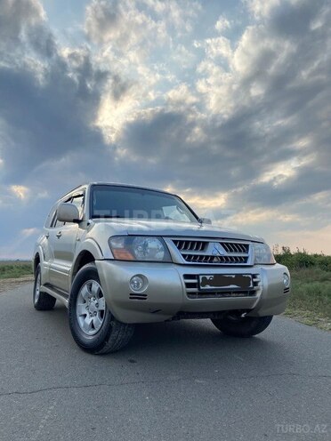 Mitsubishi Pajero 2003, 325,000 km - 2.8 l - Bakı