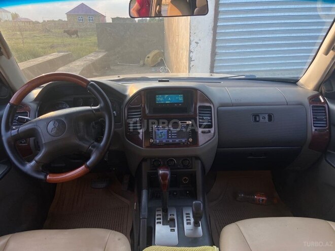 Mitsubishi Pajero 2003, 325,000 km - 2.8 l - Bakı