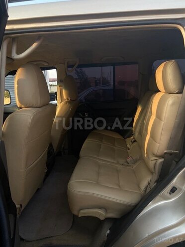 Mitsubishi Pajero 2003, 325,000 km - 2.8 l - Bakı