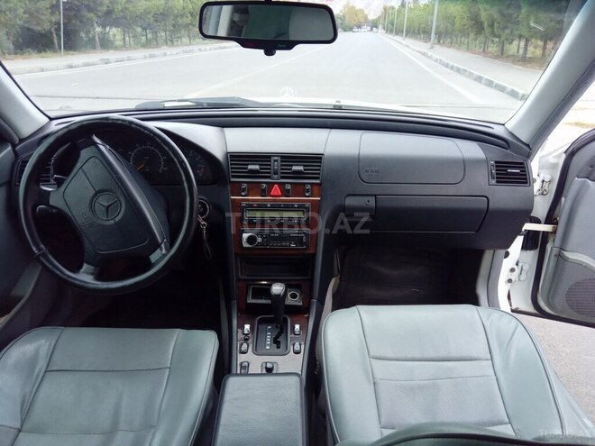 Mercedes C 200 1996, 258,663 km - 2.0 л - Mingəçevir