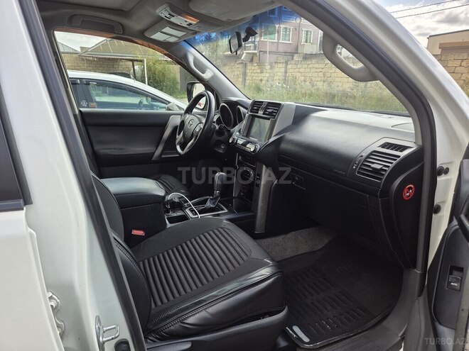 Toyota Land Cruiser Prado 2011, 373,000 km - 2.7 l - Bakı