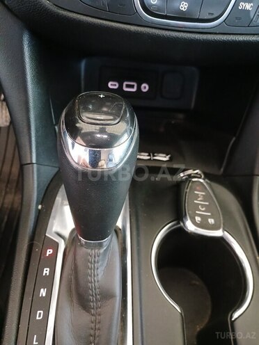 Chevrolet Equinox 2018, 187,000 km - 2.0 л - Yevlax