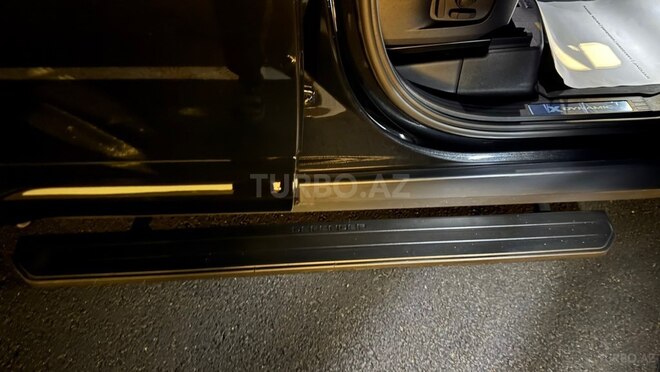 Land Rover Defender 2023, 40,000 km - 3.0 l - Bakı
