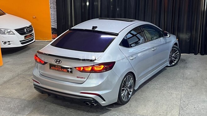 Hyundai Elantra 2018, 132,800 km - 1.6 l - Sumqayıt