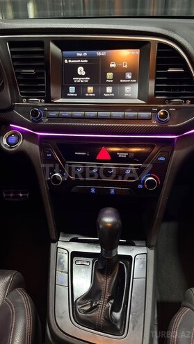 Hyundai Elantra 2018, 132,800 km - 1.6 l - Sumqayıt
